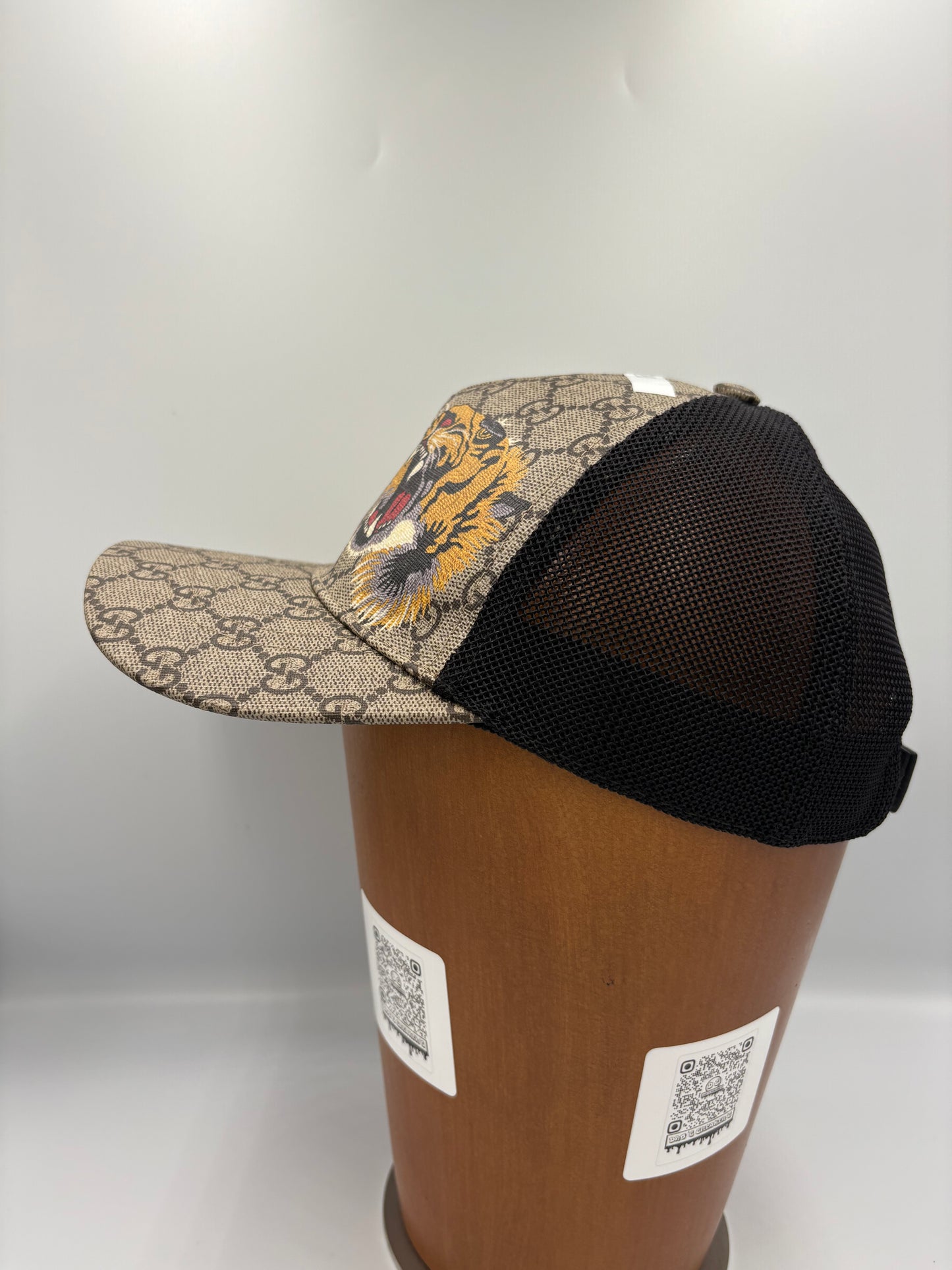Gucci tiger trucker