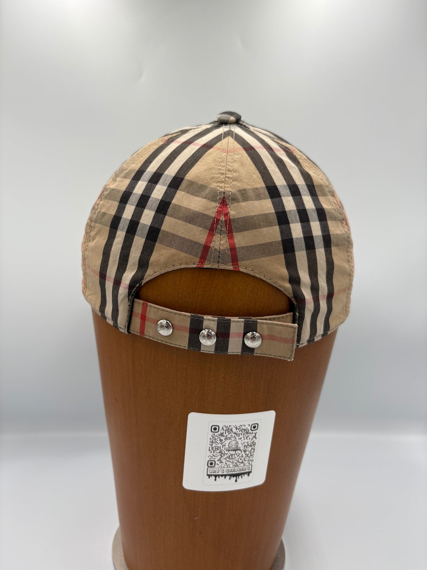 Burberry TB classic cap