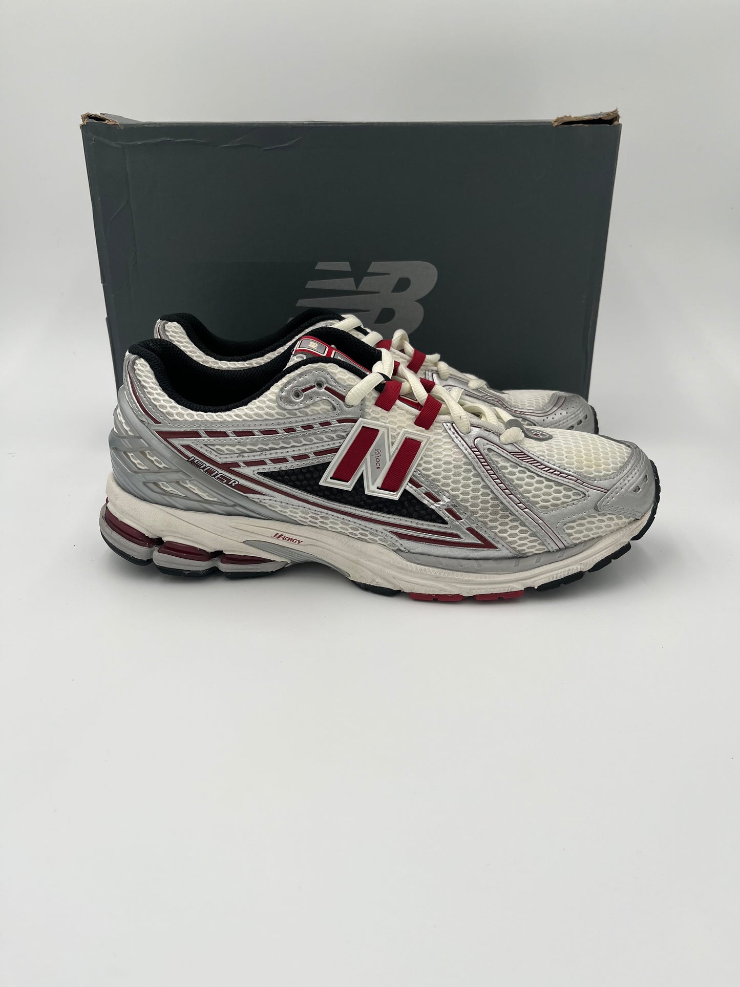 New balance 1906R