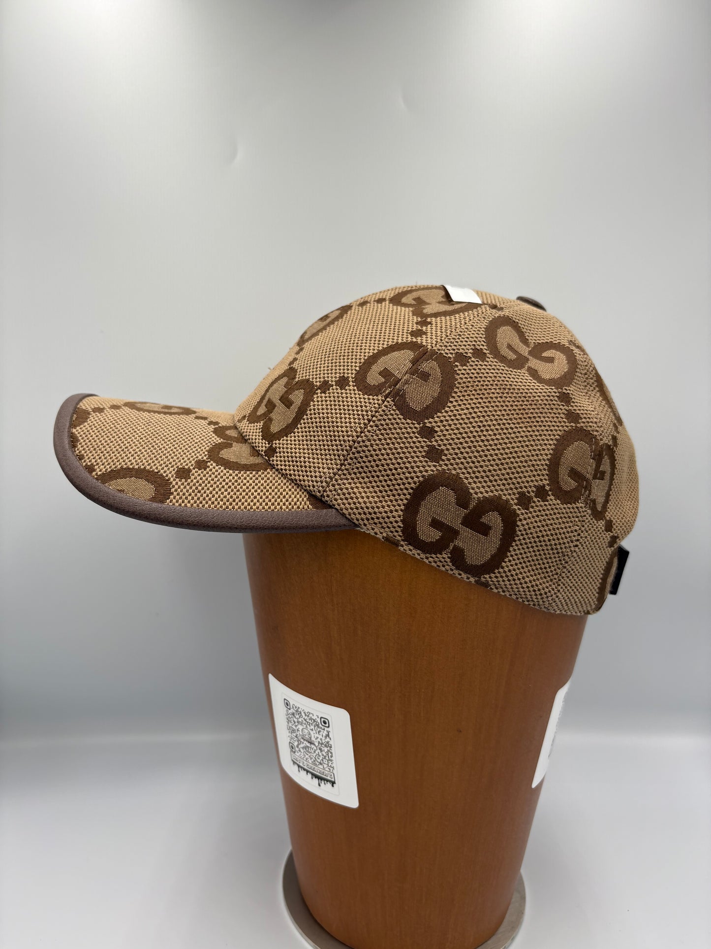 Gucci Jumbo GGs cap