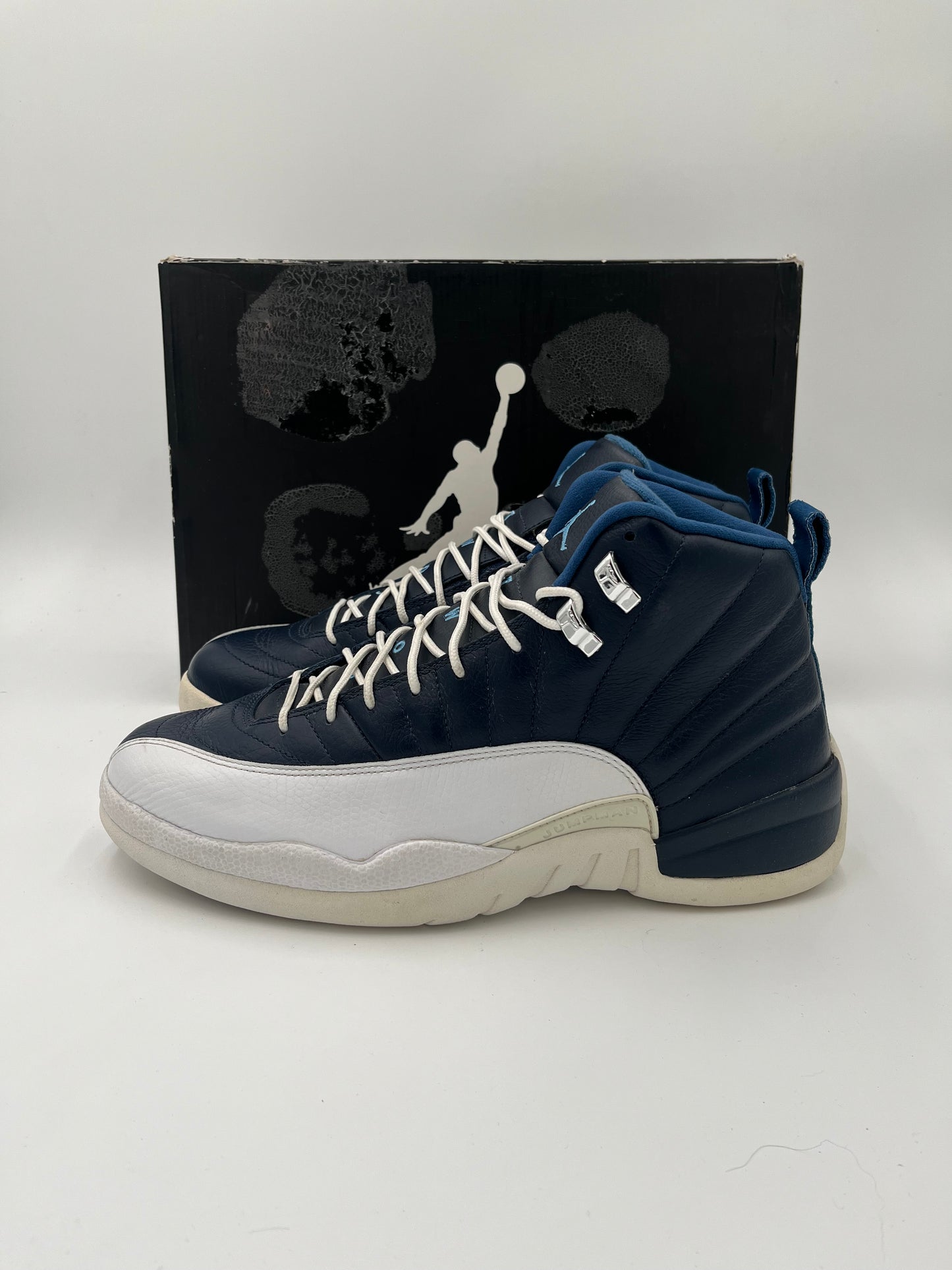 Jordan 12 obsidian