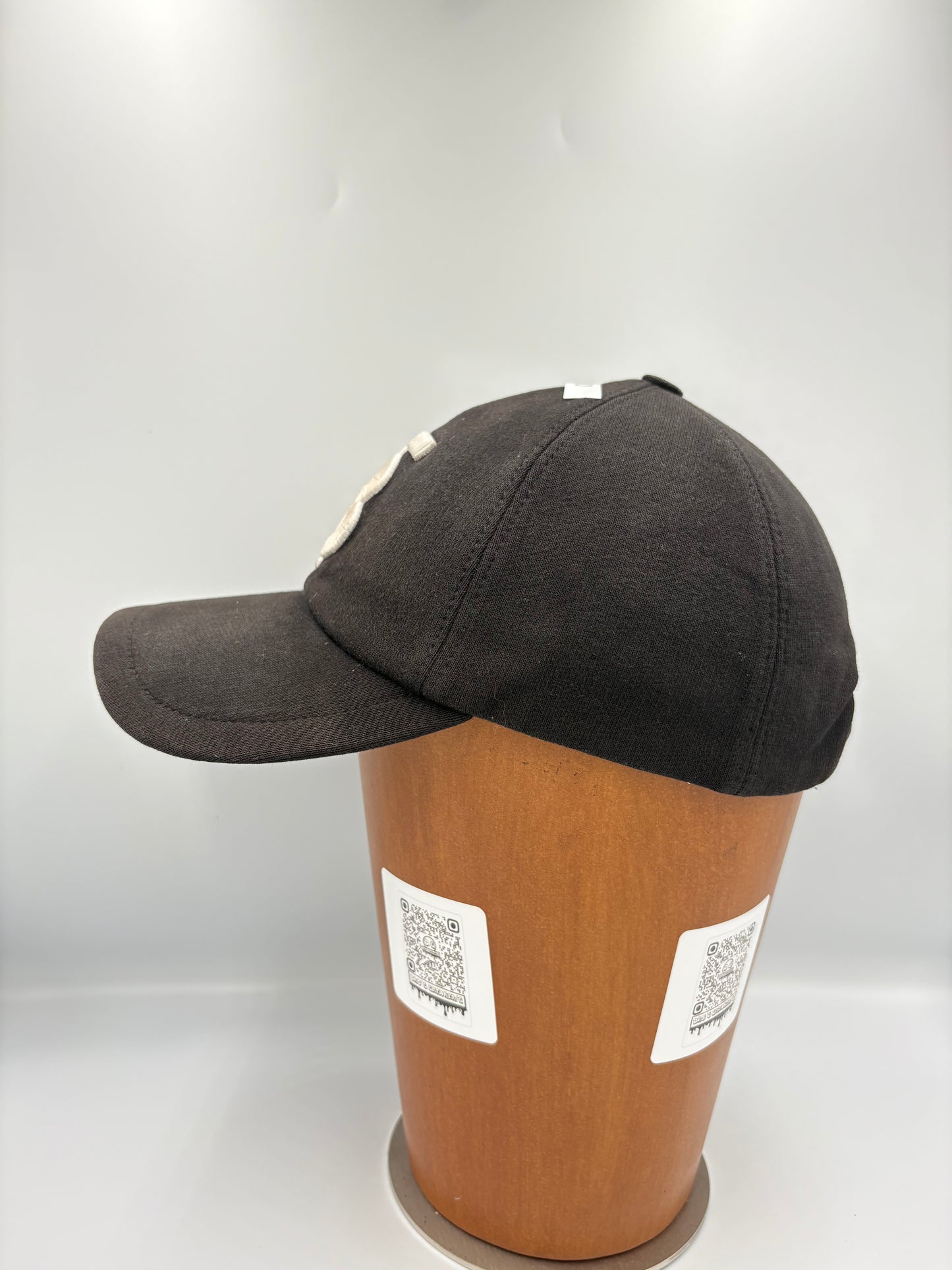 Burberry TB Cap