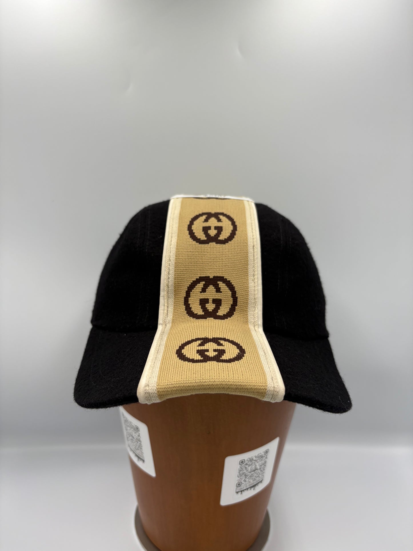 Gucci GG stripe cap