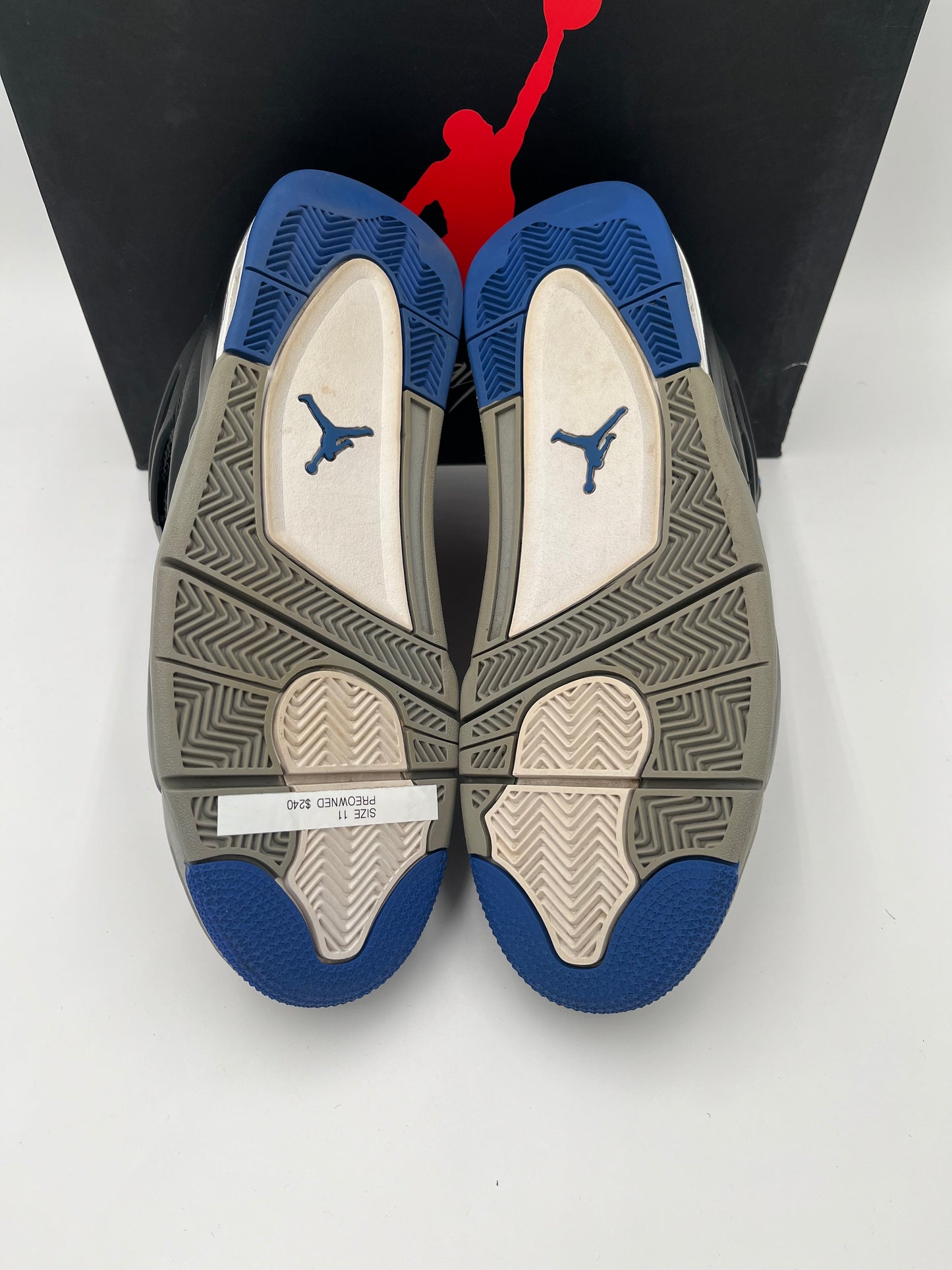 Jordan 4 alternate motorsport