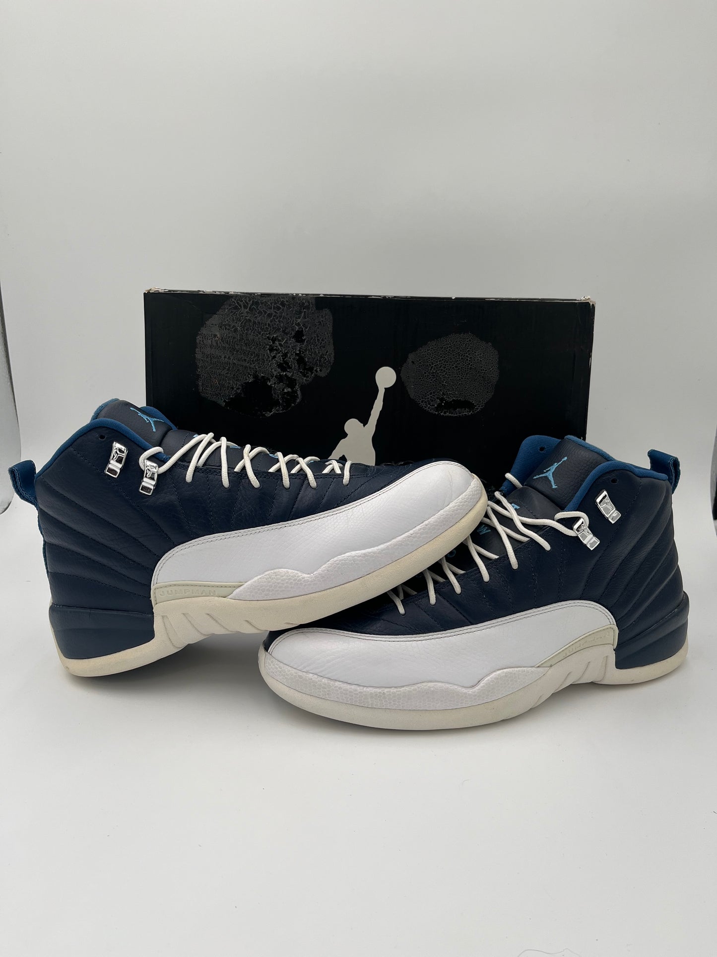 Jordan 12 obsidian