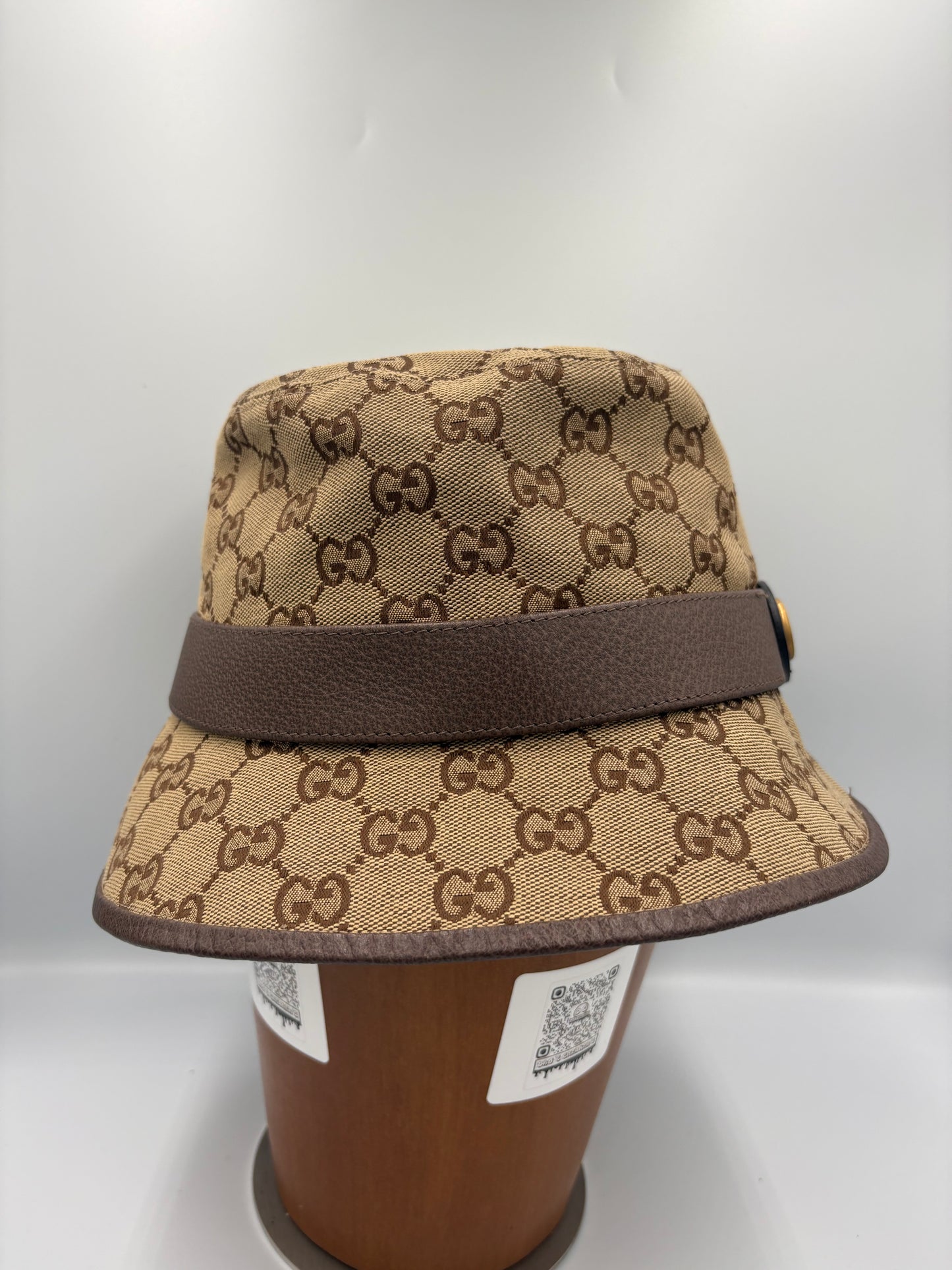 Gucci bucket hat