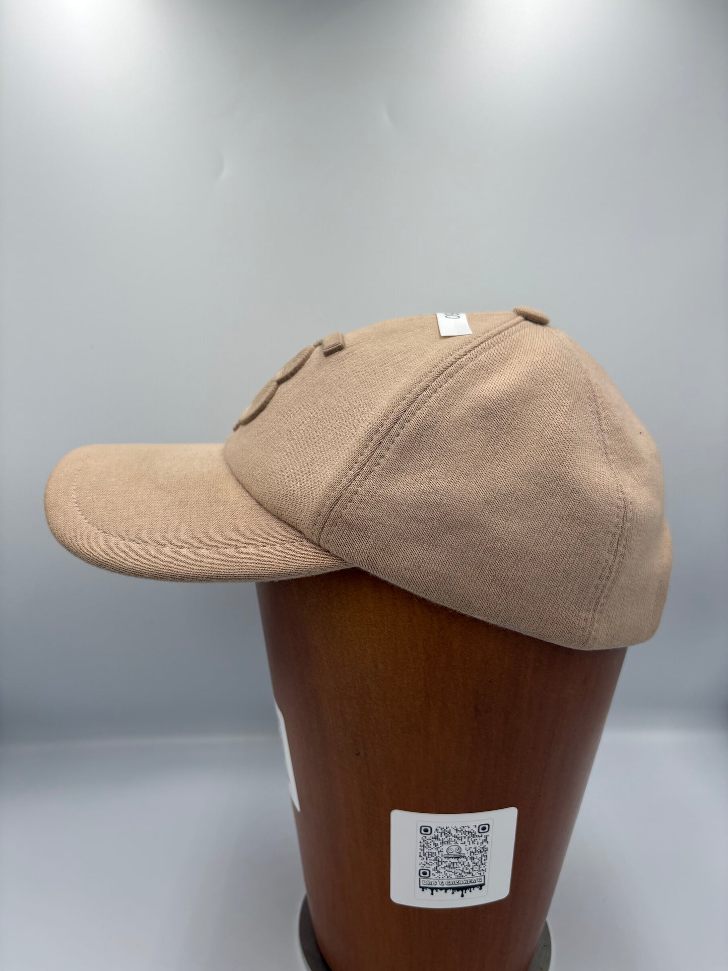 Burberry TB cap