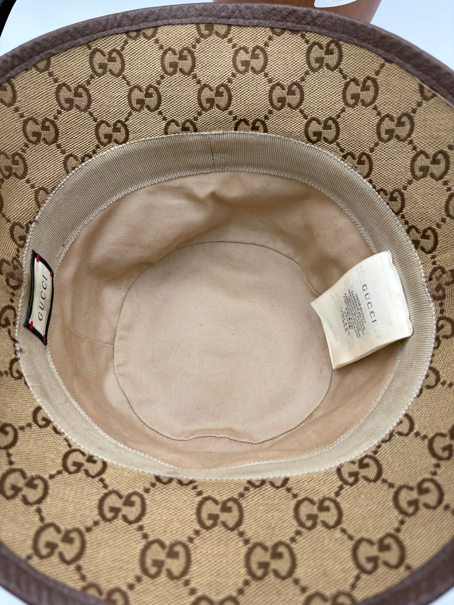 Gucci bucket hat