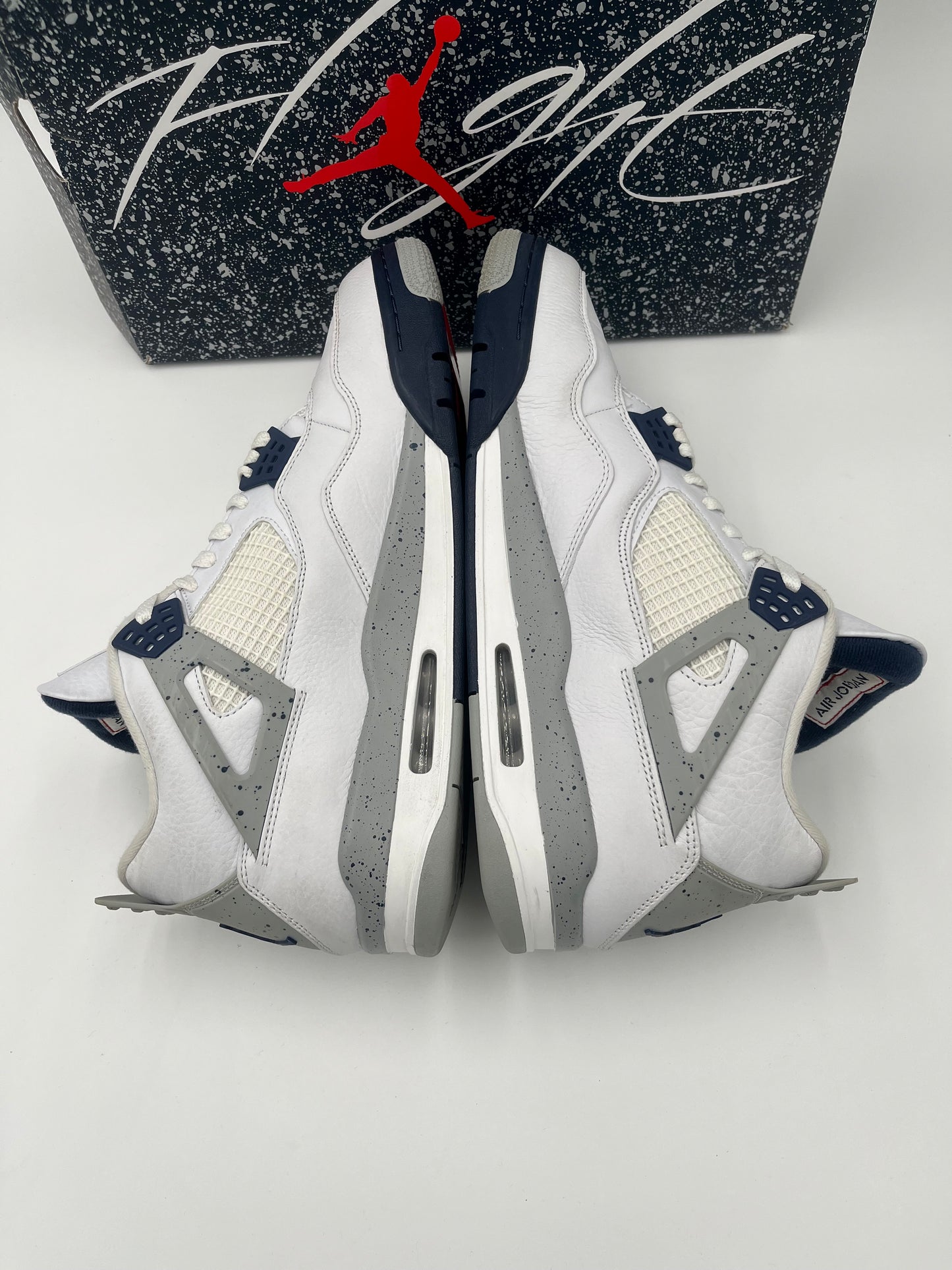 Jordan 4 Midnight Navy